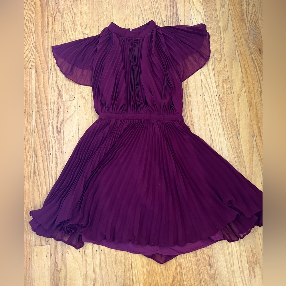 Keepsake backless mini-dress in burgundy. Size S.
